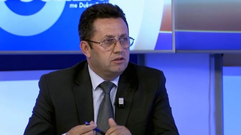 Islami: Protestat studentore në Beograd mund të çojnë në përplasje civile – Vuçiq po mbrohet nga Rusia