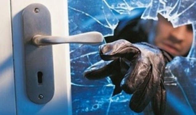 E pa një person brenda shtëpisë, arrestohet në flagrancë i dyshuari për vjedhje në Prishtinë