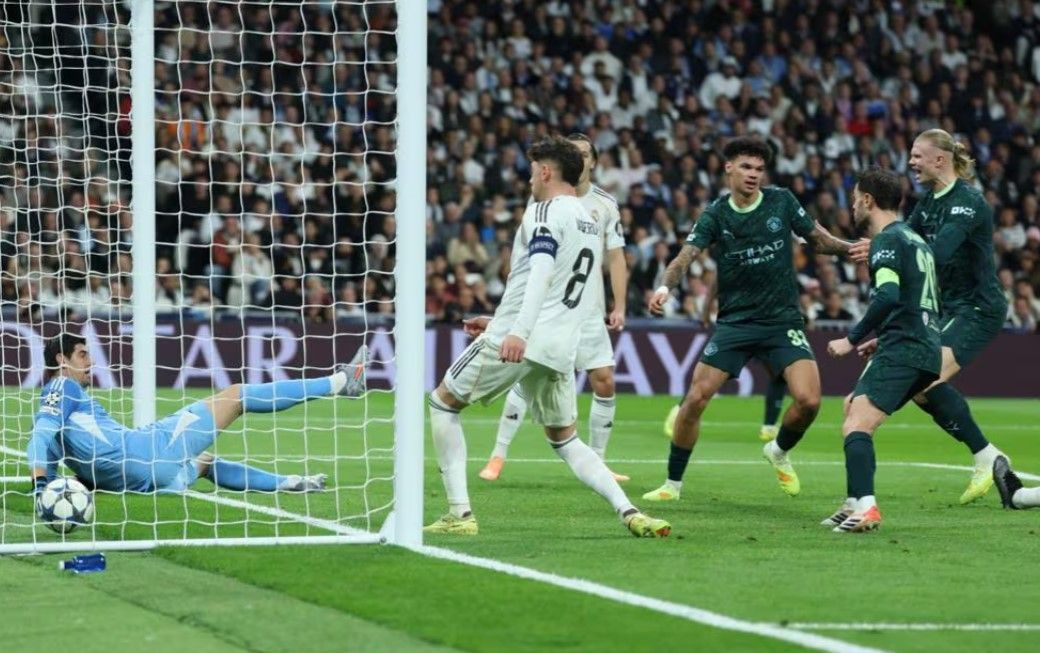 Spektakël me gola në Bernabeu: Man City përmbys Real Madridin