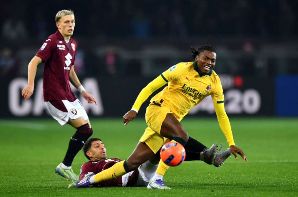 Milani ka frikë nga një lëndim i madh i Rafael Leaos, ai çalonte nga dhimbjet