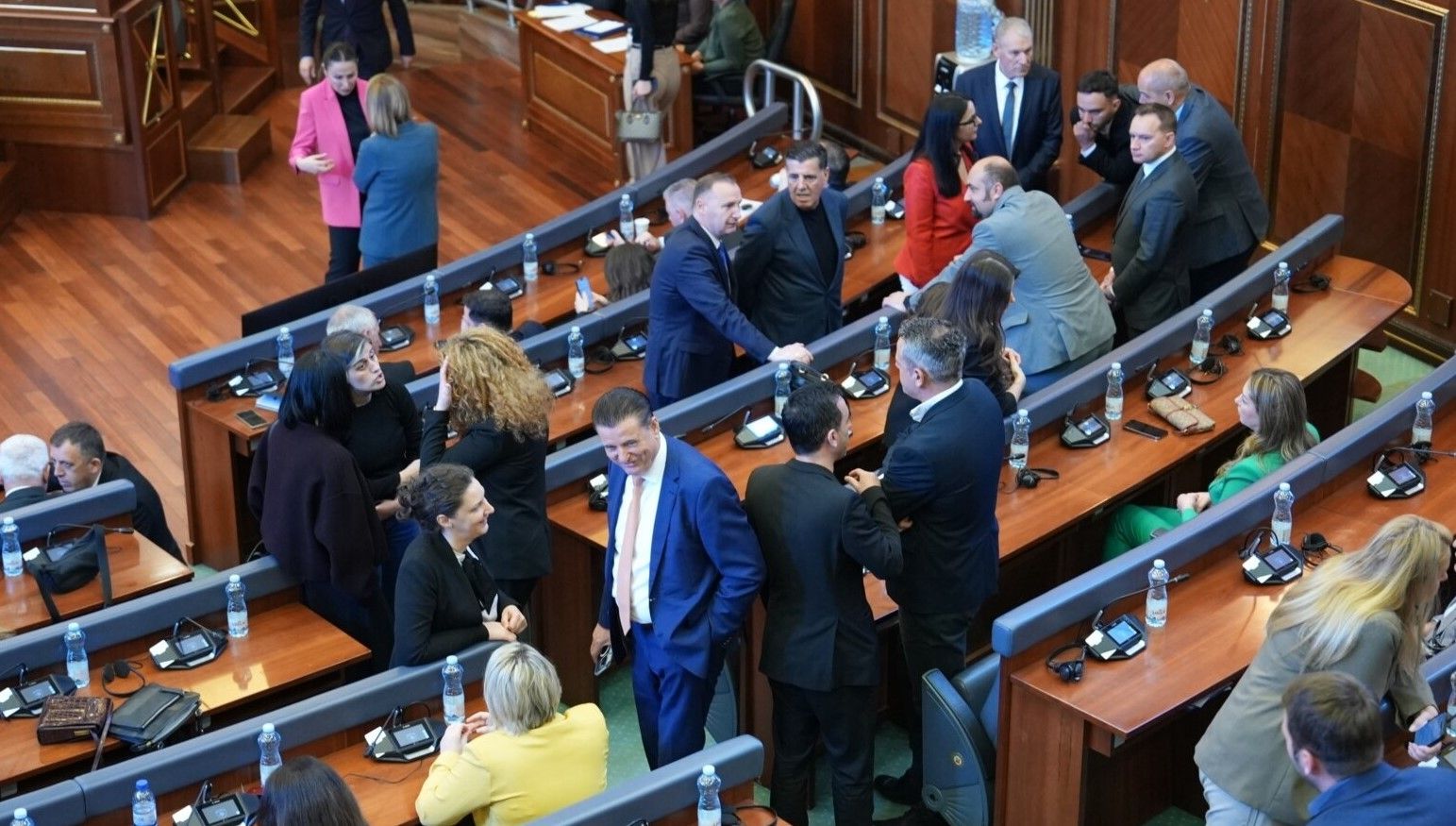 Sharje për vota: Programet mbeten në hije