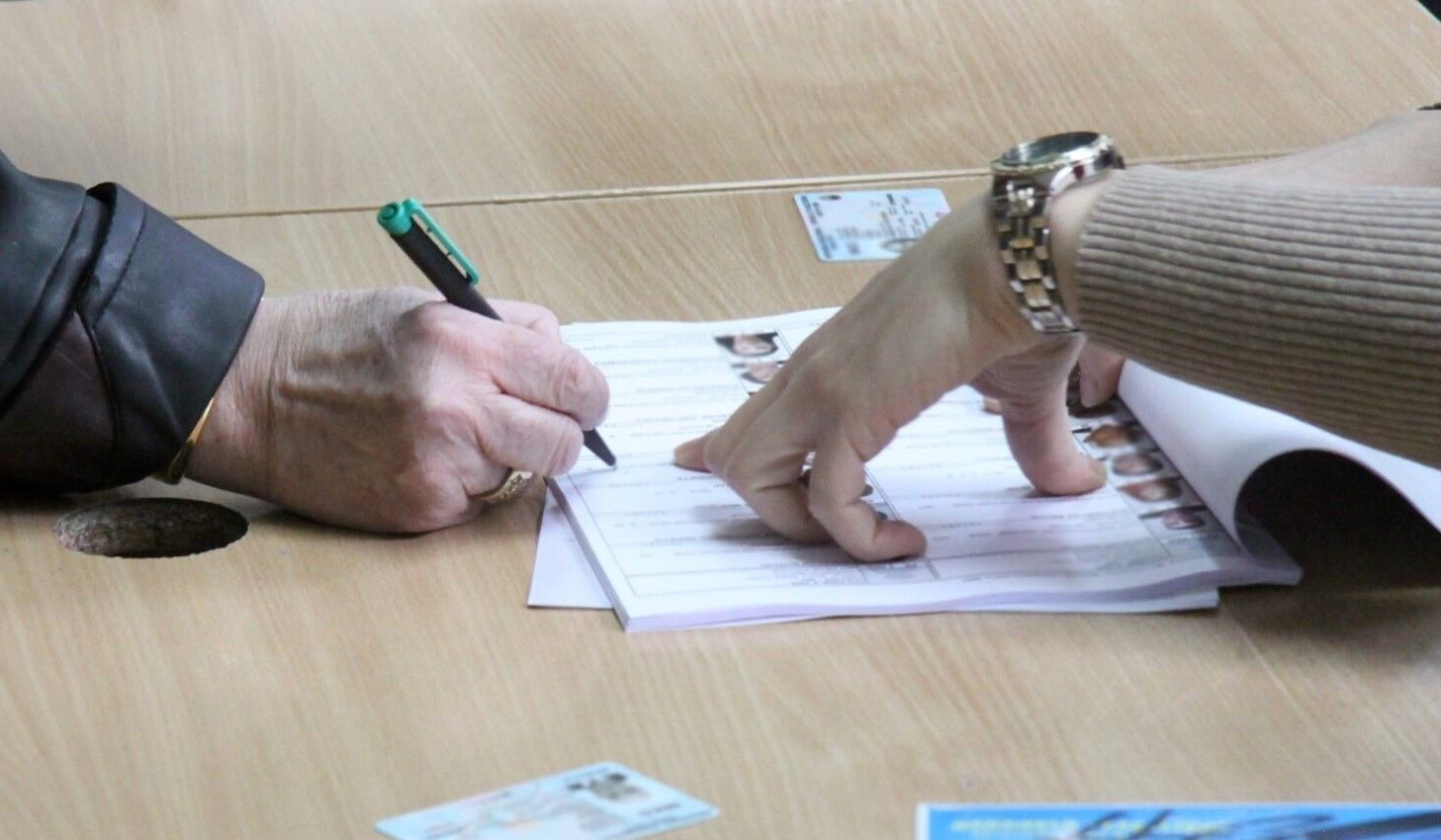 Partitë dorëzojnë listat në minutat e fundit, ekspertët: Pa risi të mëdha