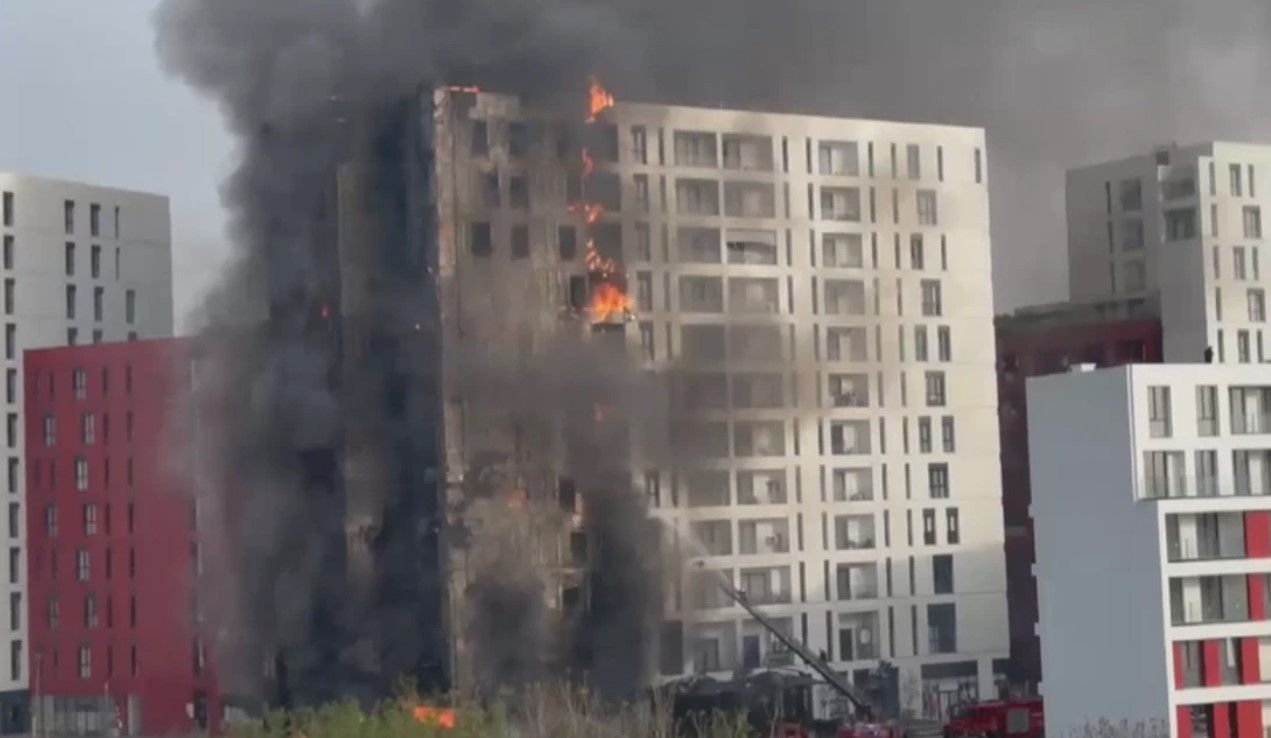 Zjarri në Tiranë, Rama: Banorët e prekur do të mbështeten me bonuse të qirasë deri të bëhen riparimet e pallatit